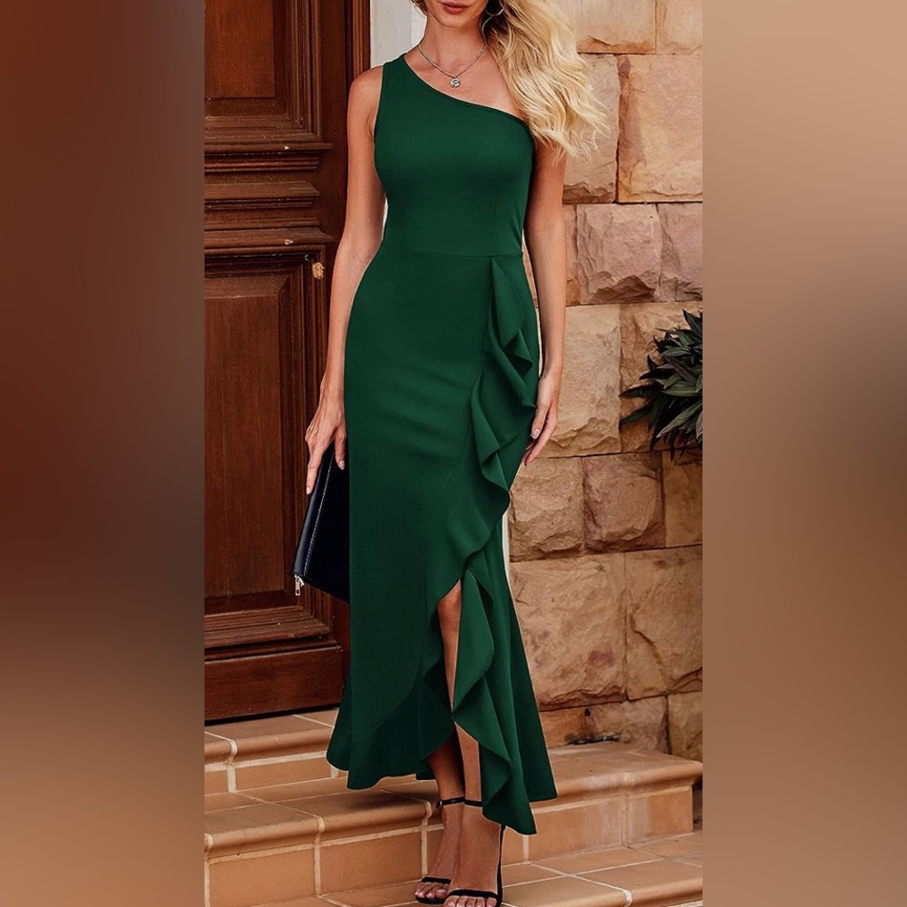 One Shoulder Formal Dress Size L